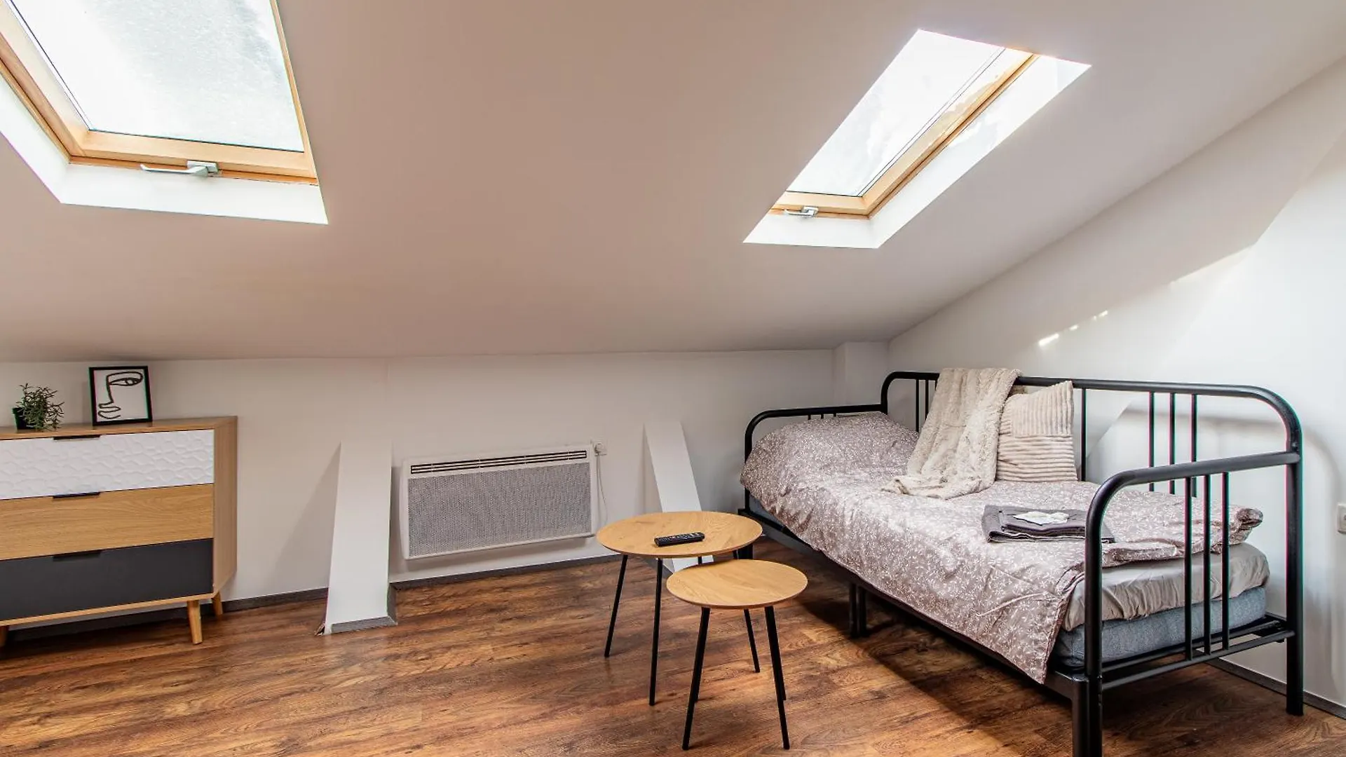 Apartment Lion'S Bridge Haven - Sofia Central Studio